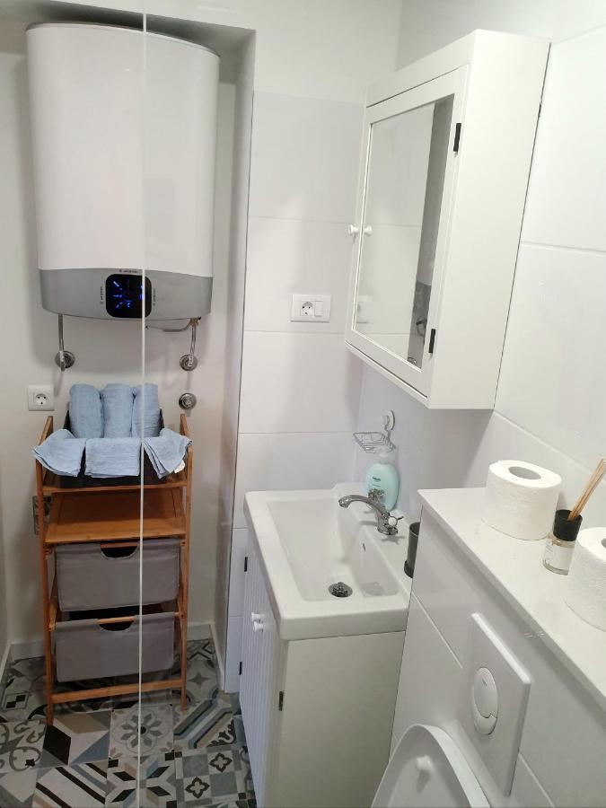 Apartment Carevic Baška Voda Eksteriør bilde